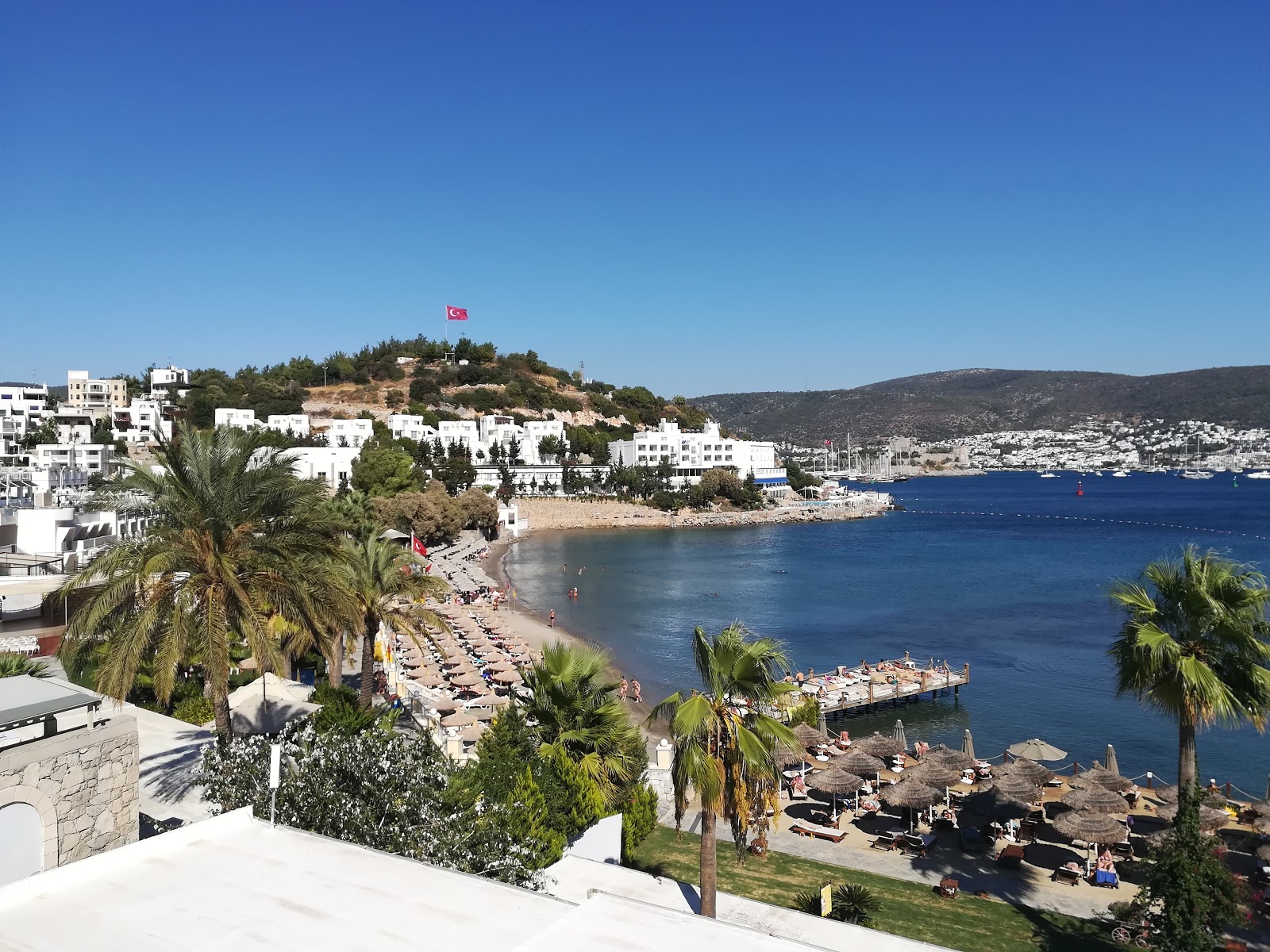 Bardakci Cove'in fotoğrafı küçük koy ile birlikte