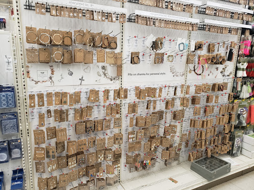 Craft Store «Michaels», reviews and photos, 402 W Army Trail Rd, Bloomingdale, IL 60108, USA