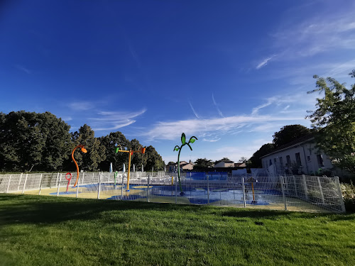 Piscine municipale à Chasseneuil-du-Poitou