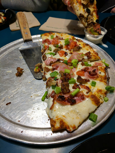 Round Table Pizza