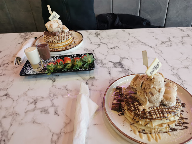 Comments and reviews of Little Dessert Shop Coventry