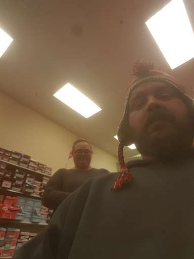 Shoe Store «Shoe Carnival», reviews and photos, 3271 Marketplace Dr, Council Bluffs, IA 51501, USA