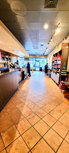 Coffee Shop «Starbucks», reviews and photos, 6901 Rockside Rd, Independence, OH 44131, USA