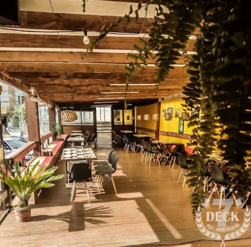 Logo da empresa - Deck7 GastroPub
