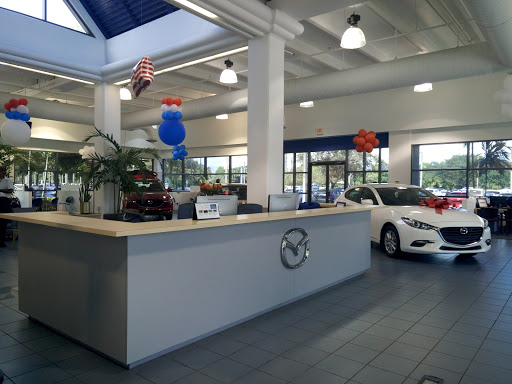 Car Dealer «Lou Bachrodt Mazda Coconut Creek», reviews and photos, 5400 N State Rd 7, Coconut Creek, FL 33073, USA