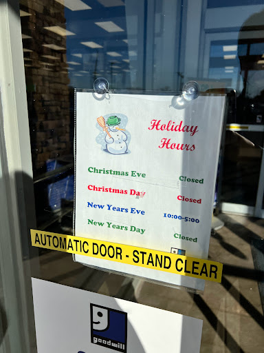 Thrift Store «Goodwill Retail Store of Chesterfield – Forum Center», reviews and photos, 11 Forum Shopping Center, Chesterfield, MO 63017, USA