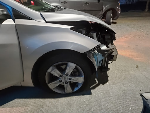 Auto Body Shop «Gerber Collision & Glass», reviews and photos, 2227 SE 7th Ave, Portland, OR 97214, USA