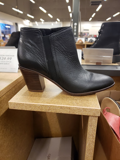 Shoe Store «DSW Designer Shoe Warehouse», reviews and photos, 300 Commons Way, Bridgewater, NJ 08807, USA