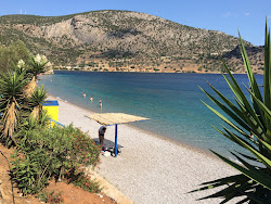 Foto von Agios Isidoros beach annehmlichkeitenbereich