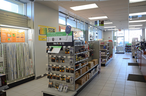 Car Battery Store «Batteries Plus Bulbs», reviews and photos, 1492 S Randall Rd, Geneva, IL 60134, USA