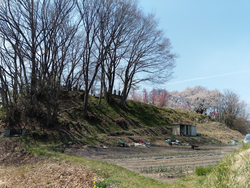 手城塚稲荷神社