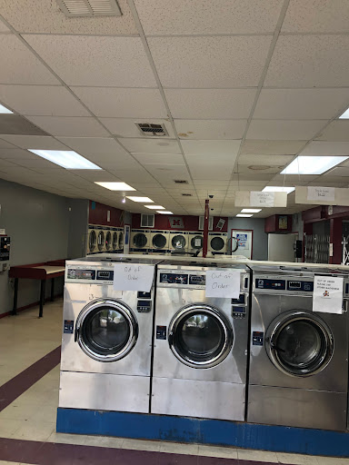 Dry Cleaner «Suds City Laundromat & Dry», reviews and photos, 101 E Chestnut St, Oxford, OH 45056, USA