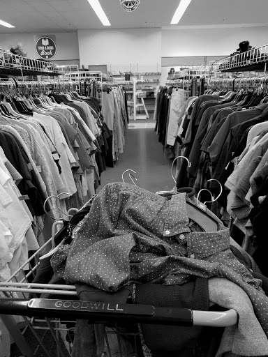 Thrift Store «Goodwill», reviews and photos