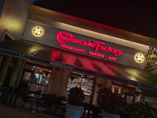 Restaurant «The Cheesecake Factory», reviews and photos, 781 Brandon Town Center Dr, Brandon, FL 33511, USA