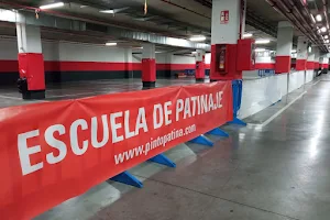 Urbanity Club - Clases de Patinaje y Actividades Recreativas en Madrid image
