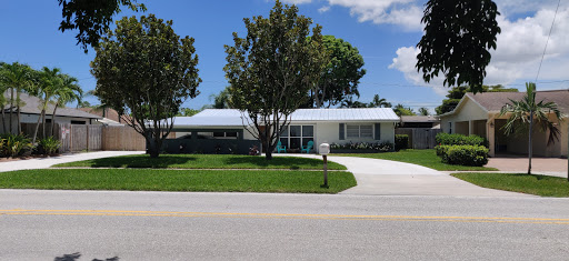 Oakley Roofing & Construction in Lake Worth, Florida