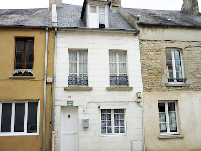 Assistance auto édition / Les Petits Ecarts - éditions à Carentan-les-Marais