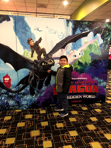 Movie Theater «North Riverside Luxury 6: Classic Cinemas», reviews and photos, 7501 W Cermak Rd, Riverside, IL 60546, USA