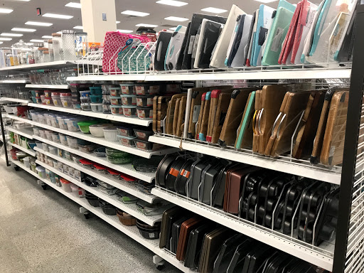 Clothing Store «Ross Dress for Less», reviews and photos, 8355 W Belmont Ave, River Grove, IL 60171, USA