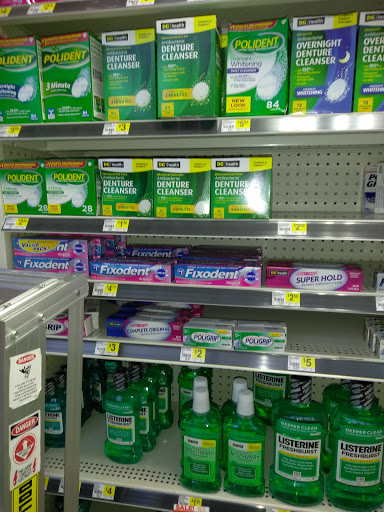 Discount Store «Dollar General», reviews and photos, 12720 W Nine Mile Rd, Oak Park, MI 48237, USA