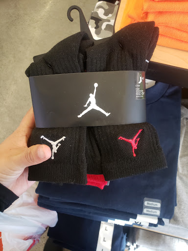 Shoe Store «WSS», reviews and photos, 6200 Pacific Blvd, Huntington Park, CA 90255, USA