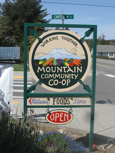 Health Food Store «Mountain Community Co-Op», reviews and photos, 105 Carter St E, Eatonville, WA 98328, USA