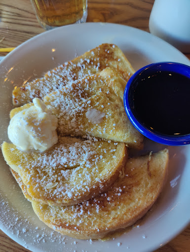 American Restaurant «Cracker Barrel Old Country Store», reviews and photos, 1162 Wayne Ave, Chambersburg, PA 17202, USA