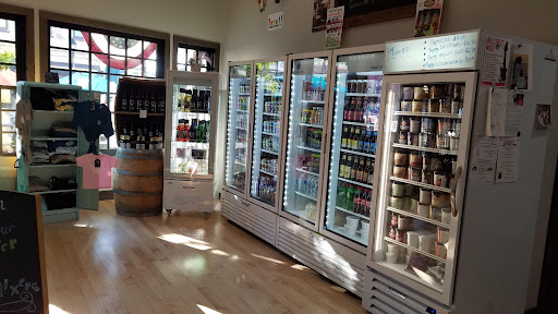 Bruce & Ollie's Ice Cream, Specialty Coffee & Deli