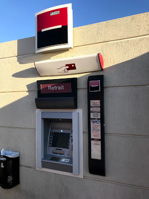 Distributeur de billet Societe Generale à La Grande-Motte