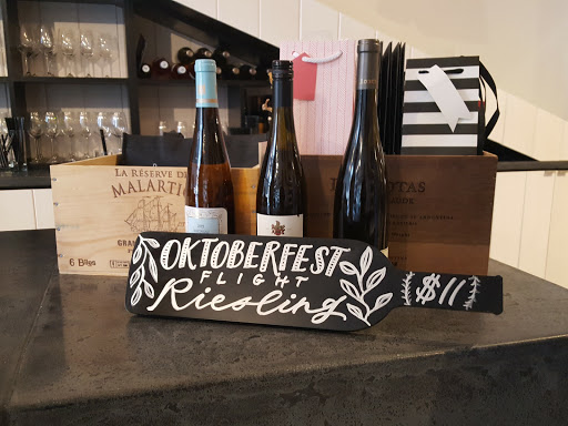 Wine Bar «Corkopolis», reviews and photos, 640 Main St, Cincinnati, OH 45202, USA