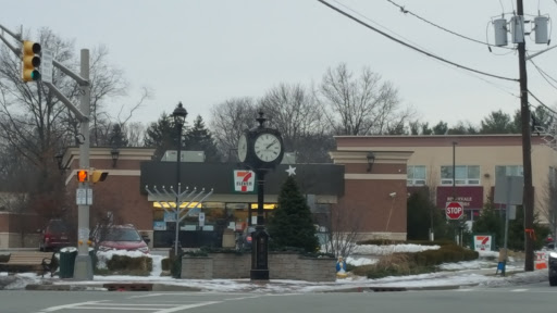 7-Eleven, 207 Rivervale Rd, Westwood, NJ 07675, USA, 