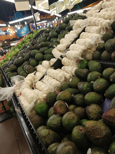 Grocery Store «Fiesta Mart Inc», reviews and photos, 3434 W Illinois Ave, Dallas, TX 75211, USA