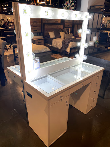 Furniture Store «Walls Furniture & Mattress», reviews and photos, 3611 N Nebo Rd, Muncie, IN 47304, USA