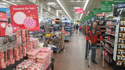 Department Store «Walmart Supercenter», reviews and photos, 3900 Fountain Square Pl, Waukegan, IL 60085, USA