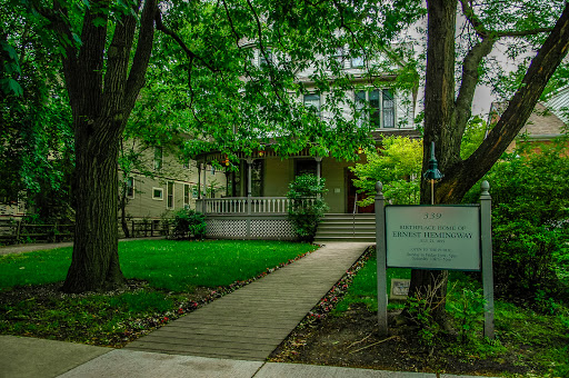 Tourist Attraction «Ernest Hemingway Birthplace», reviews and photos, 339 N Oak Park Ave, Oak Park, IL 60302, USA