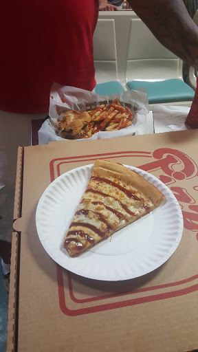 Bowling Alley «Holiday Bowling Center & Sports Bar», reviews and photos, 106 E Pembroke Rd, Hallandale Beach, FL 33009, USA