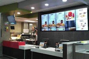McDonald's Boulevar Liberación image