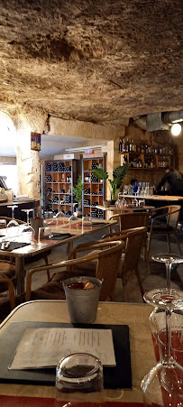Atmosphère du Restaurant L'Antre Deux Verres à Saint-Émilion - n°5