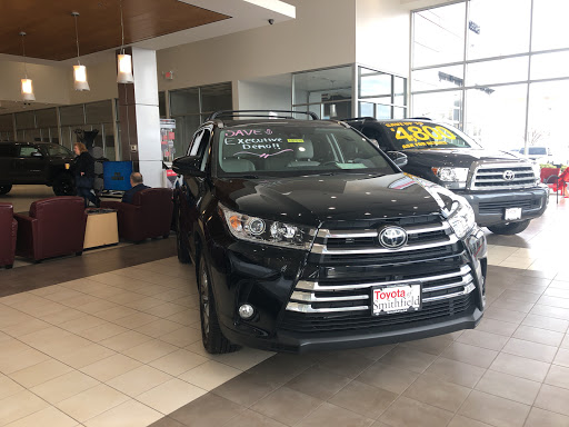 Car Dealer «Colonial Toyota», reviews and photos, 550 George Washington Hwy, Smithfield, RI 02917, USA