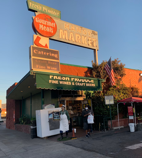 Grocery Store «Handy Market, Wine Store, Craft Beer Shop, Bottle Shop, Choice Meats», reviews and photos, 2514 W Magnolia Blvd, Burbank, CA 91505, USA