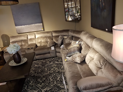 Furniture Store «Ashley HomeStore», reviews and photos, 1850 Scottsville Rd, Bowling Green, KY 42101, USA