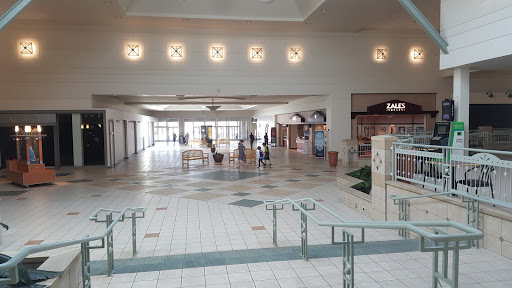 Shopping Mall «Forest Mall», reviews and photos, 835 W Johnson St, Fond du Lac, WI 54935, USA