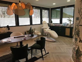 Dr Sarah OULHARJ-ROSAN