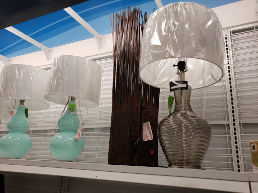 Clothing Store «Ross Dress for Less», reviews and photos, 3900 Sisk Rd, Modesto, CA 95356, USA