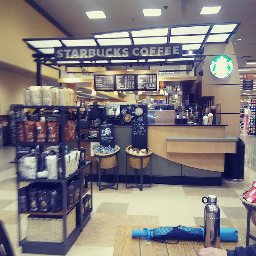 Grocery Store «Safeway», reviews and photos, 200 S 3rd St, Renton, WA 98057, USA