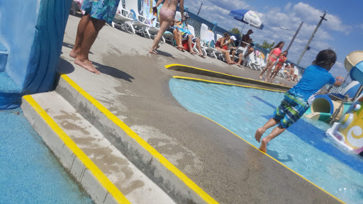 Water Park «Thundering Surf Waterpark», reviews and photos, 300 Taylor Ave, Beach Haven, NJ 08008, USA