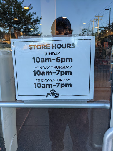 Outdoor Sports Store «Eastern Mountain Sports», reviews and photos, 87 Marginal Way, Portland, ME 04101, USA