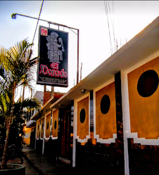 Hostal El Dorado Inn