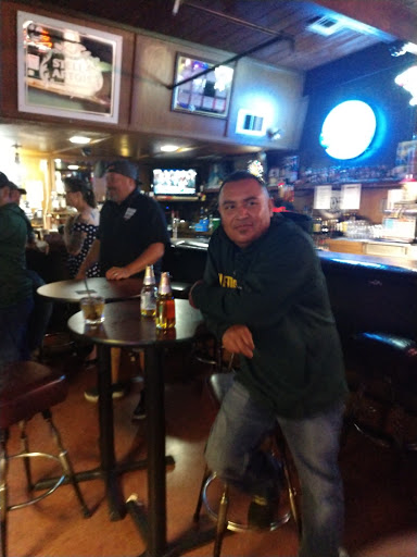 Shopping Mall «Larkfield Shopping Center», reviews and photos, 4754 Old Redwood Hwy, Santa Rosa, CA 95403, USA