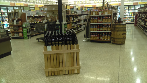 Grocery Store «Harvest Market», reviews and photos, 2029 S Neil St, Champaign, IL 61820, USA